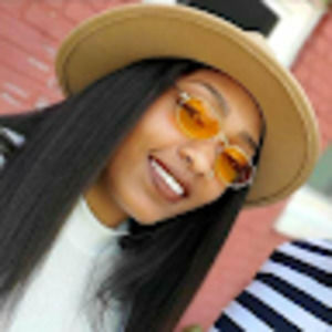 Meet your Posher, Maya